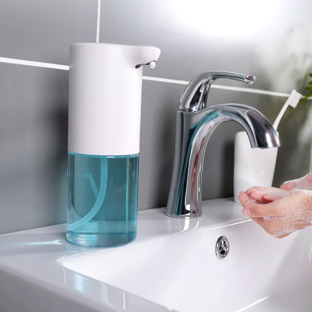 Liquid soap dispenser