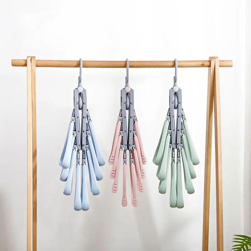 Folding Clothes Hanger